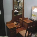 513 2607 Toilettbyrå